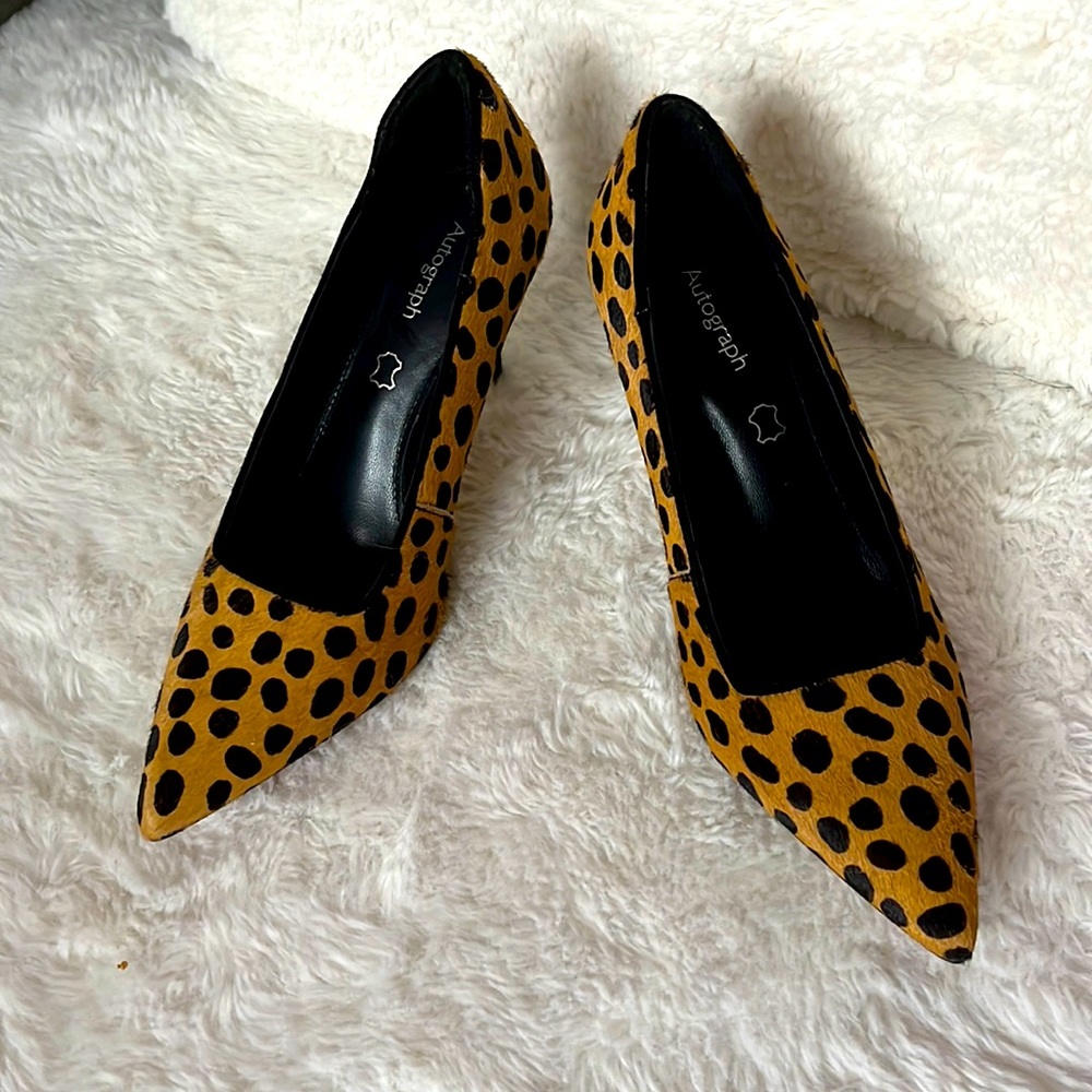 European brand Autograph, leopard print American size 7.